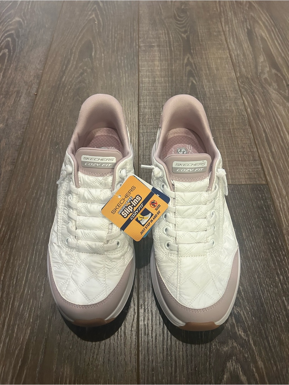 NWT Skechers Women's Slip-Ins